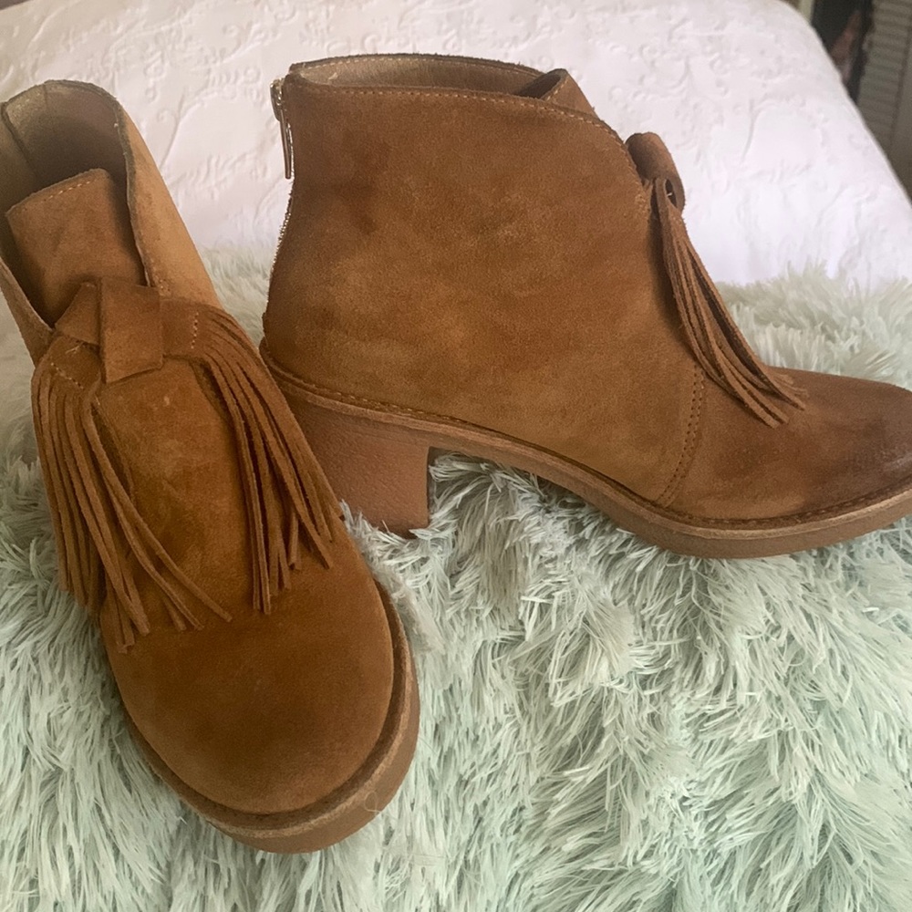 UGG Ankle Boots